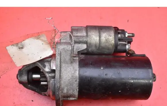 BMW X3 E83 Starter motor 7505979