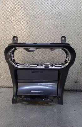 Mitsubishi Lancer VIII Climate control/heater control trim 8010A189ZZ