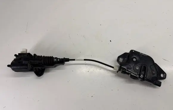 Tesla Model 3 Engine bonnet/hood lock/catch 150039700E 159039800H