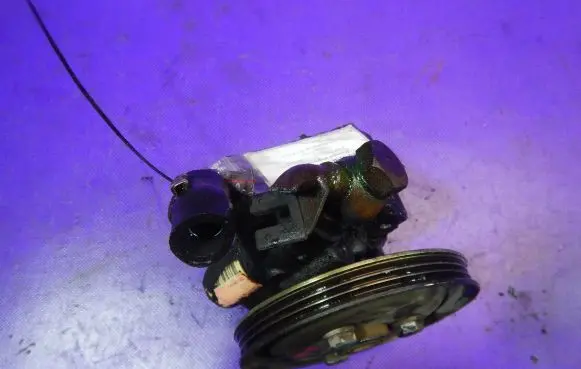 Fiat Palio Power steering pump 55186441