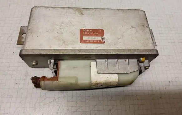 Audi 80 90 S2 B4 ABS control unit/module 0265100056 4A0907379A