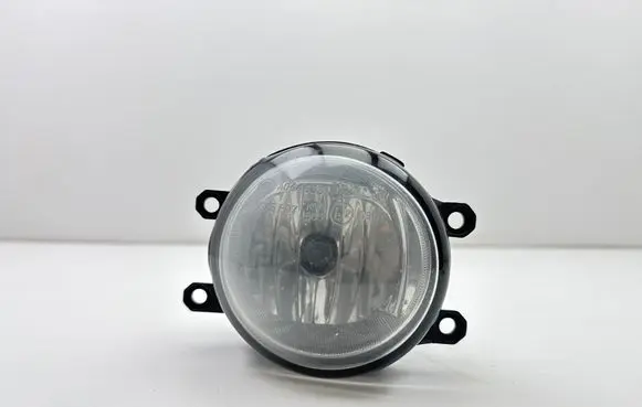 Lexus CT 200H Front fog light 812100W050