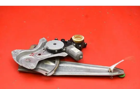 Toyota Auris 150 Rear door window regulator with motor 8571002450