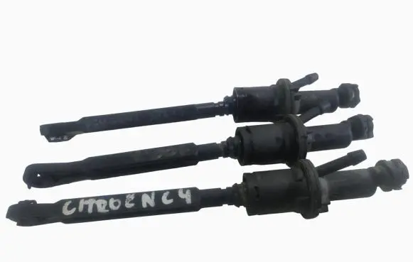 Peugeot 308 Clutch slave cylinder 