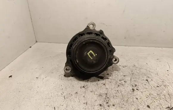 BMW 4 F32 F33 Engine mount bracket 6856406