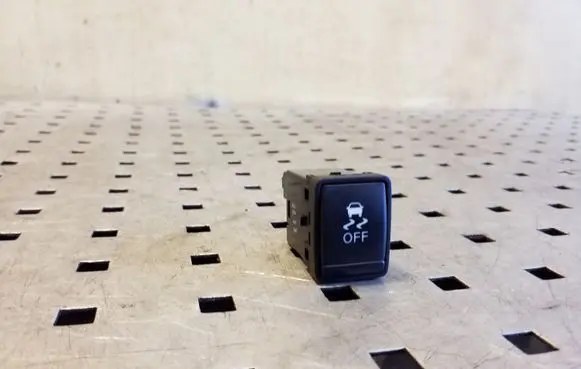 Nissan Juke I F15 ESP (stability program) switch 
