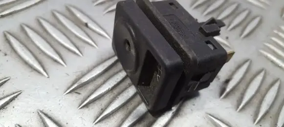 Ford Mondeo Mk III Fog light switch D3L0A
