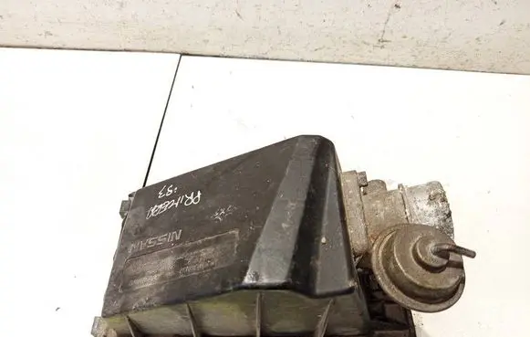 Nissan Primera Air filter box 11598051 a5011031