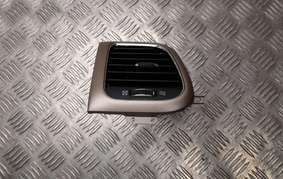 Jeep Grand Cherokee Dashboard side air vent grill/cover trim X90016503MR