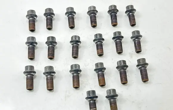 Mercedes-Benz A W177 Nuts/bolts 