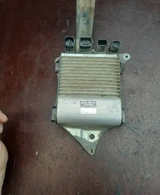 Toyota Avensis T270 Fuel injection control unit/module 8987120080 1310001562