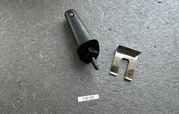 Nissan Patrol Y60 Rear window washer spray nozzle 2897005J00 2864705J00