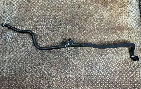 BMW 5 G30 G31 Engine coolant pipe/hose 9299620 8375796
