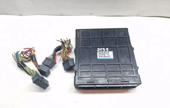 Mitsubishi Carisma Engine control unit/module MR560714 E2T77773