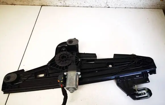 Opel Astra L Sliding door window regulator with motor E22359104