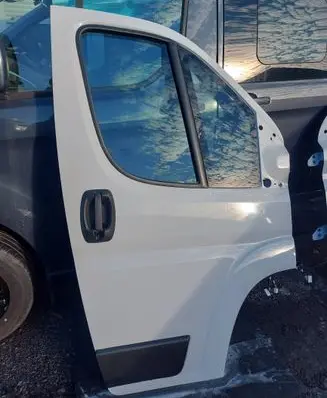 Peugeot Boxer Front door 