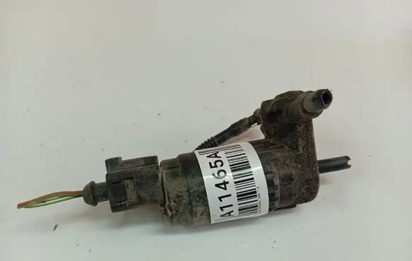 Skoda Octavia Mk2 (1Z) Windscreen/windshield washer pump 1T0955651A