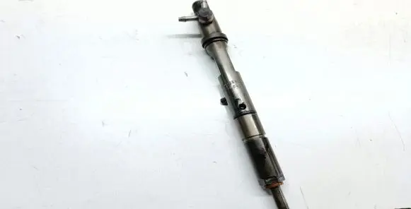 Volkswagen PASSAT B5.5 Fuel injector 059130201F 0432133795