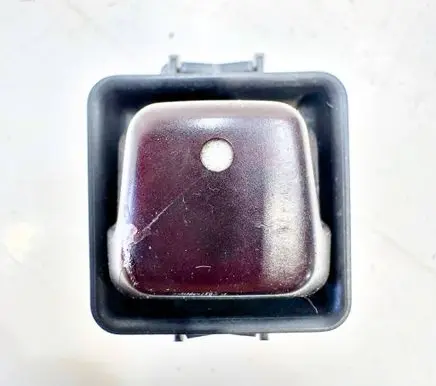 Other switches/knobs/shifts