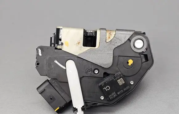 Ford Fiesta Rear door lock AM5AR26413 AM5AR26413AE 40734138