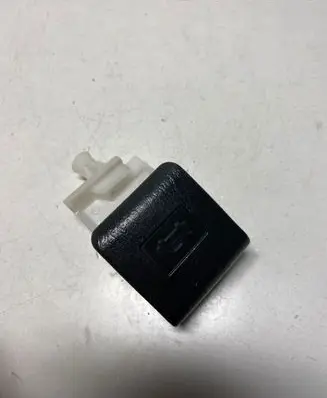 Engine bonnet (hood) release handle