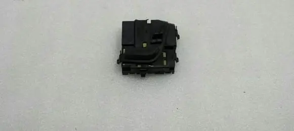 Mercedes-Benz E W212 Seat control switch A2048701858