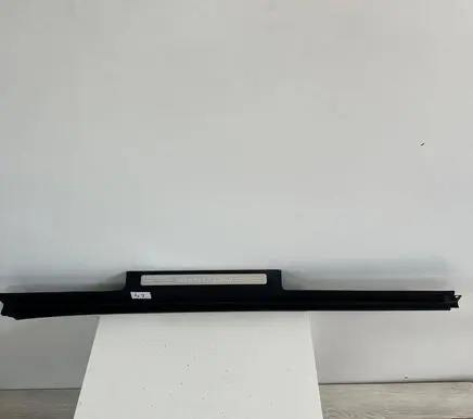 Mercedes-Benz R W251 Front sill trim cover A2516800135 A2516801135 501591