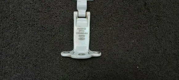 Ford Transit Tailgate/trunk/boot hinge V42982