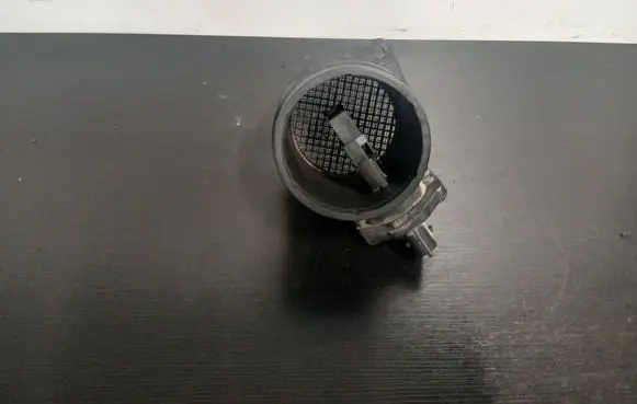 Volvo S60 Mass air flow meter 0280218088 8670115