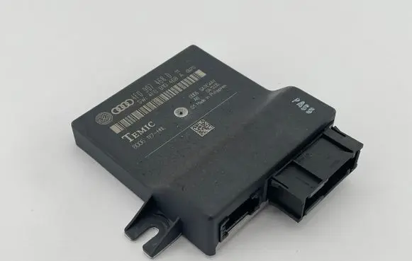Audi A6 S6 C6 4F Gateway control module 4F0907468D 4F0910468A