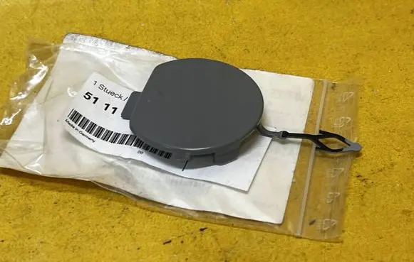 BMW X6 E71 Front tow hook cap/cover 51112159351 2159351