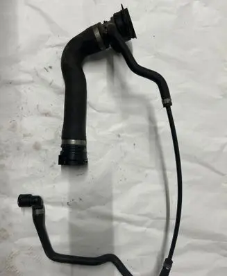 BMW 5 F10 F11 Engine coolant pipe/hose 7525641 NW32416 PA66GF30