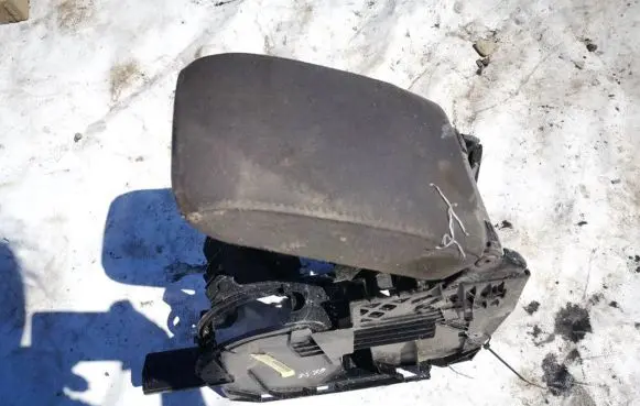 Volkswagen Golf V Armrest 1k5864251b 1k0864207a