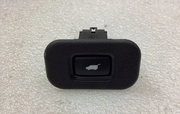 Honda Accord Tailgate/boot open switch button HZSS6A1 HD30 HD27
