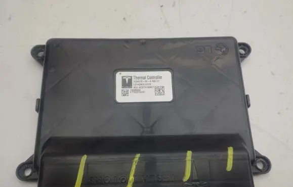 Tesla Model S Other control units/modules 103421500A