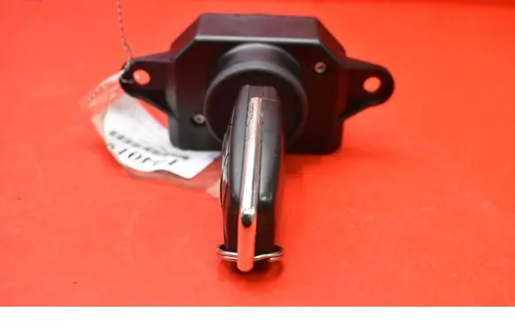 Audi A6 Allroad C5 Ignition lock 4F0909131D