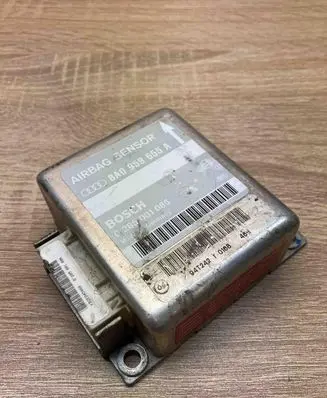 Audi A4 S4 B5 8D Airbag control unit/module 8A0959655A 0285001086