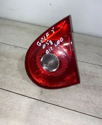Volkswagen Golf V Tailgate rear/tail lights 285002