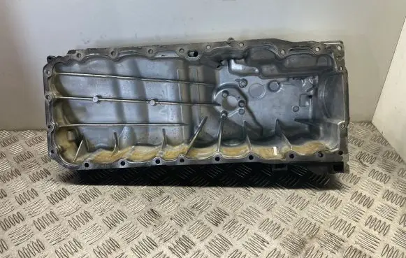 BMW 5 F10 F11 Oil sump 7823204