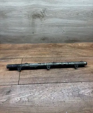 BMW 5 E60 E61 Fuel main line pipe 0445216002 004902