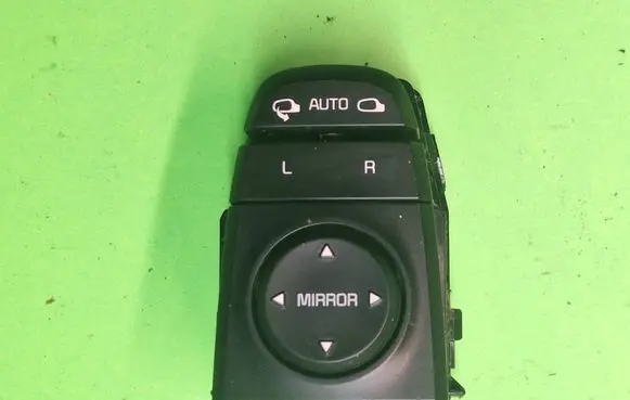 KIA Sportage Wing mirror switch 93530D9500 20170531 05R5V0423