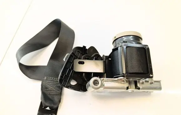 NIO ES8 Front seatbelt P0233600
