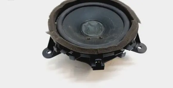 Volvo S60 Front door speaker 30657445