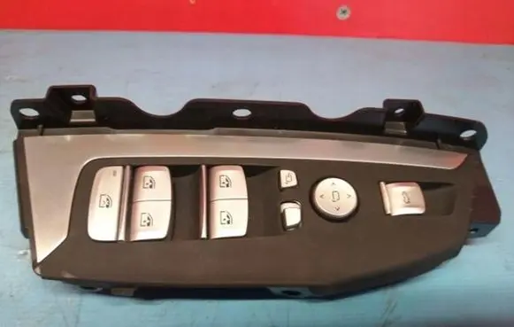 BMW X3 G01 Quarter vent window switch 