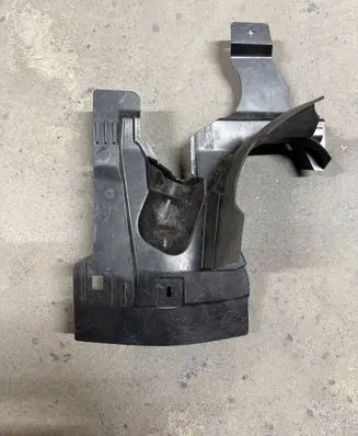 Volvo XC90 Front mudguard 31497198 BQ2FA
