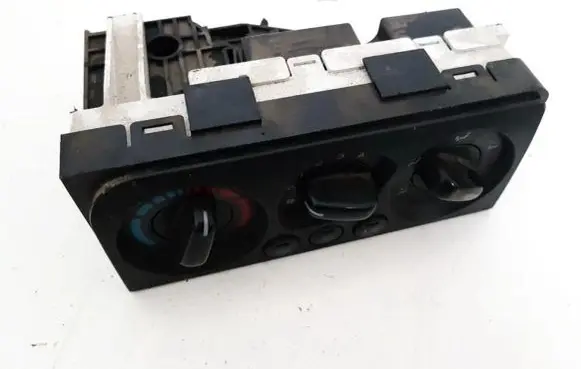 Subaru Legacy Climate control unit 72311AE050