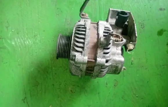 Honda Civic Generator/alternator AHGA67