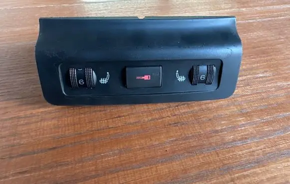 Audi A4 S4 B7 8E 8H Seat heating switch 4E0963563A 8E0963563 8E0962107