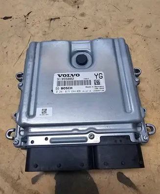 Volvo V60 Engine control unit/module 31355882 1039S57128 0281019244