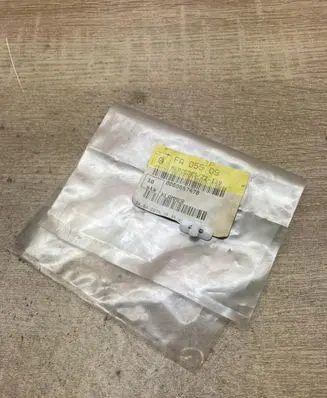 Mercedes-Benz E W124 Front door trim (molding) 0069887478